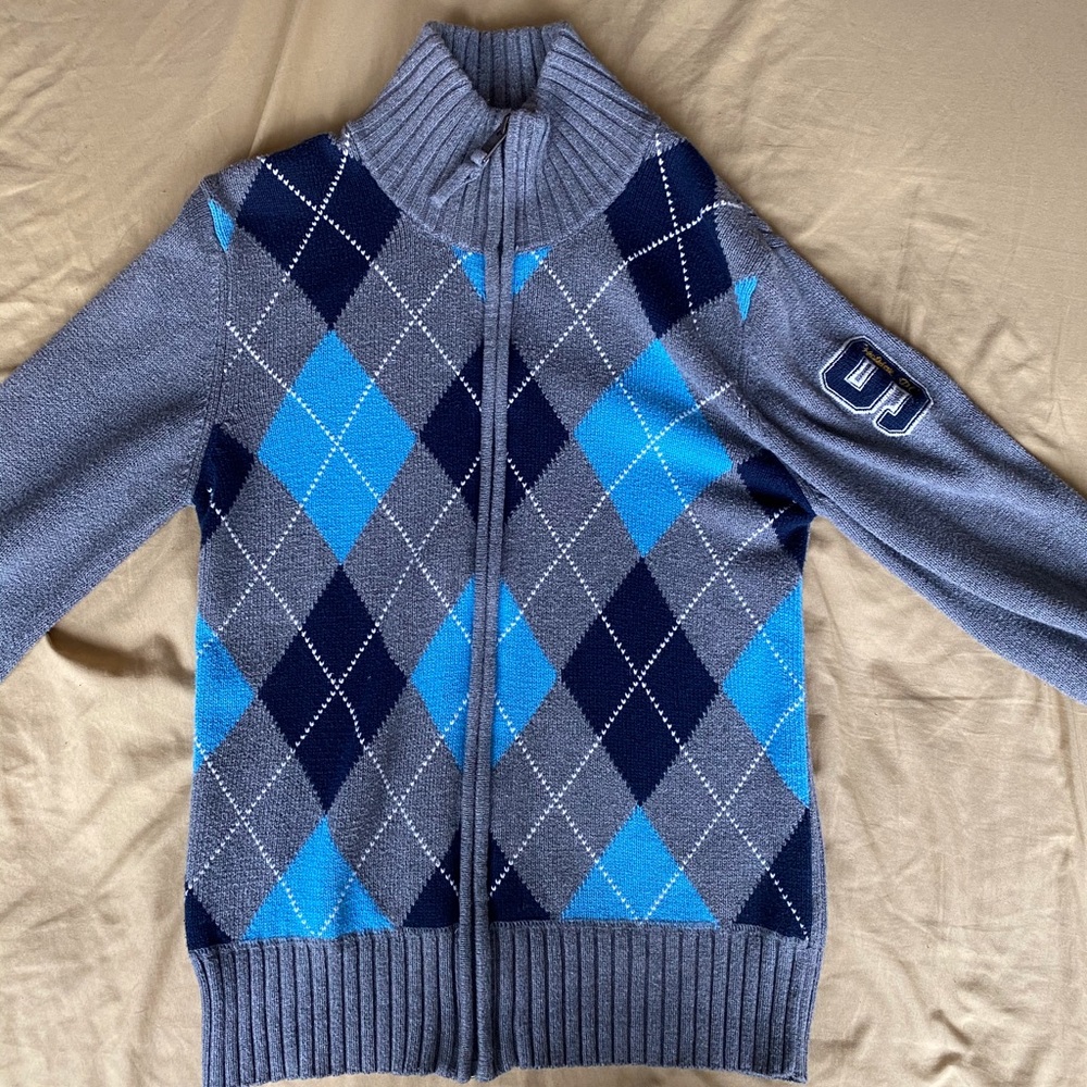 H&M sweater (Brand new)